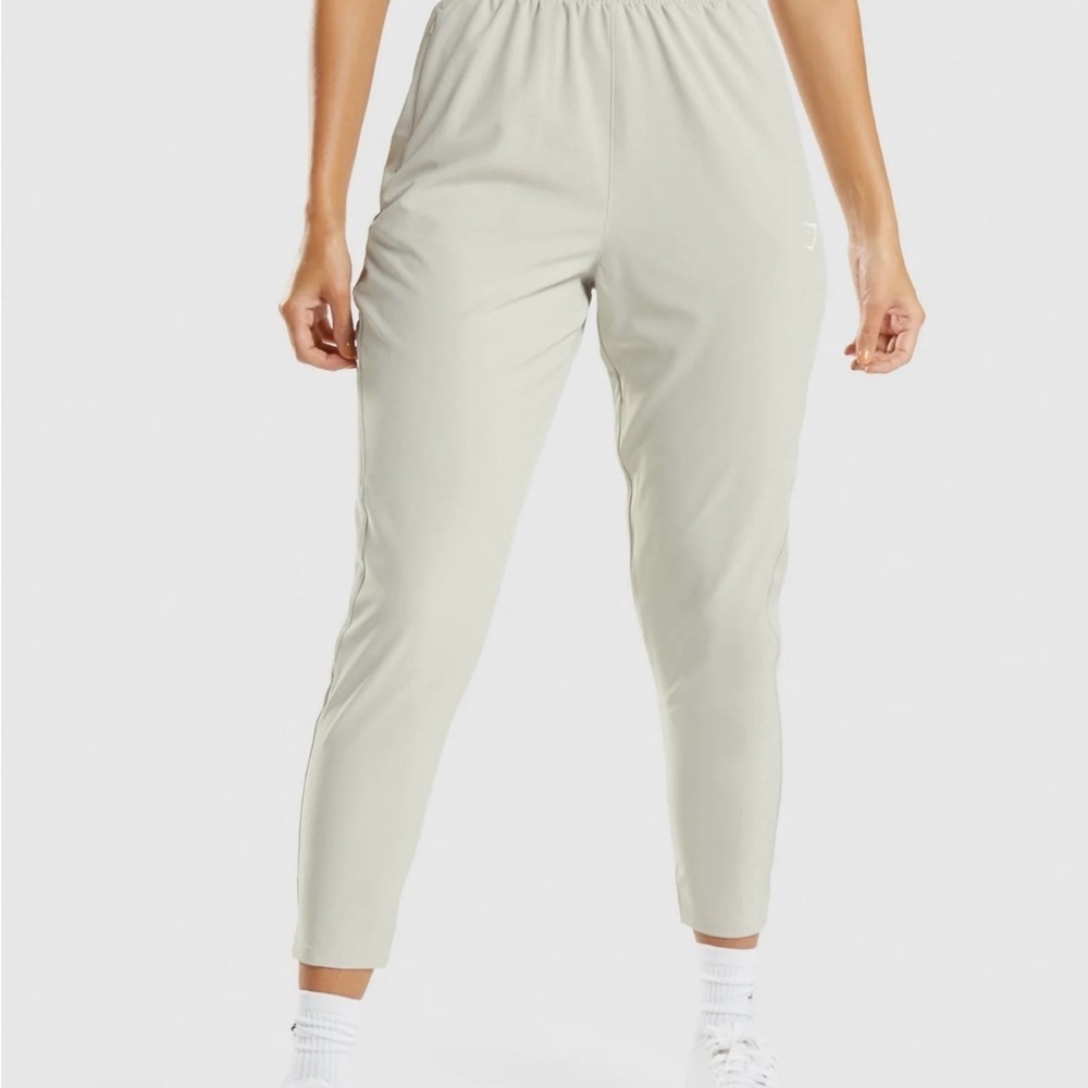 Womens Gymshark Joggers - Picture 7 of 8